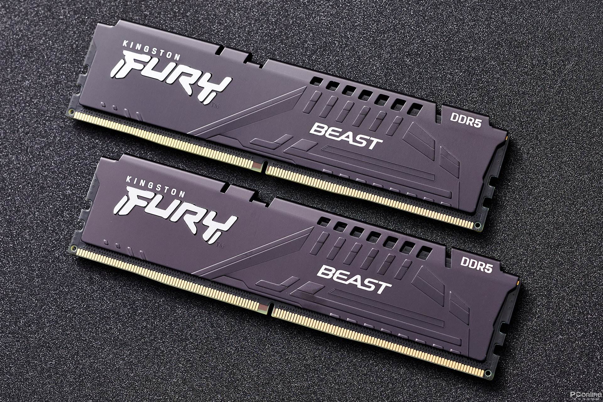 DDR5 内存价格一个月内跌五分之一